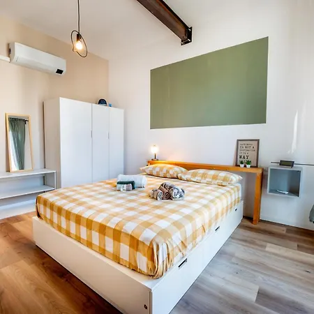 Gaia House-beach-center-free Parking! *