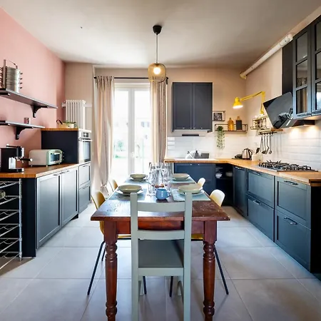 Gaia House-beach-center-free Parking! Semesterbostad