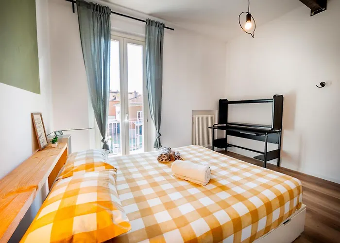 Gaia House-beach-center-free Parking!