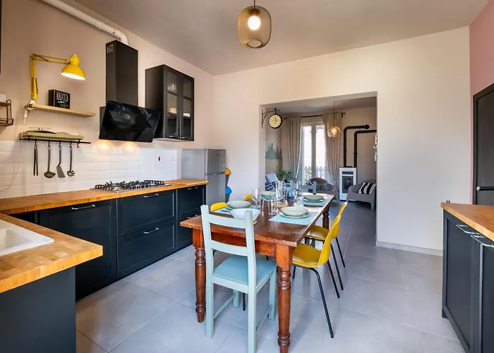 Gaia House-beach-center-free Parking! *